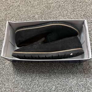 Womens 8.5 White Mountain Denny Slip On Loafers Black Comfort Casual Shoes